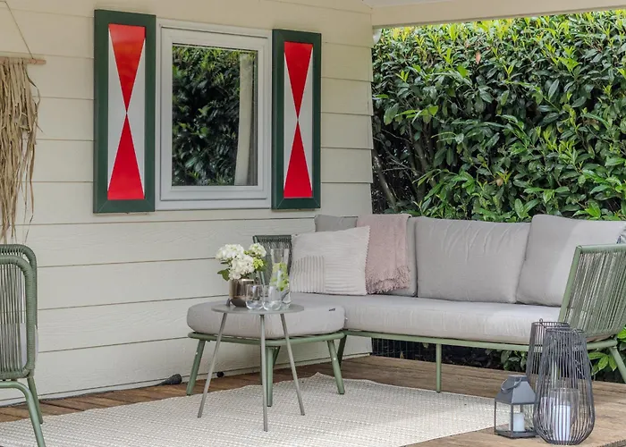 Chique Tiny Wellness Hottub & Sauna