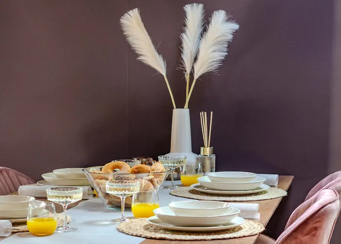 Chique Tiny Wellness Hottub & Sauna Chalé *