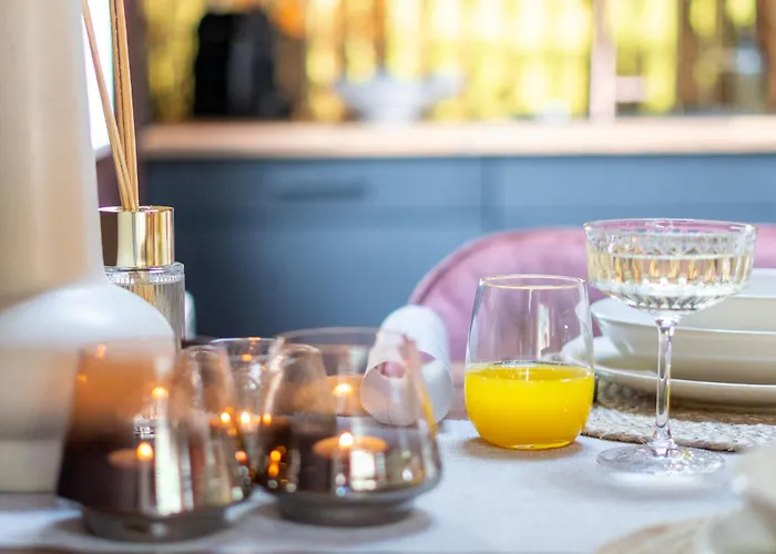 شاليه Chique Tiny Wellness Hottub & Sauna *